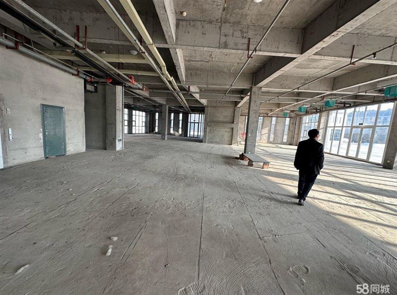 【东城核心|三层临街整栋写字楼】 个人出租